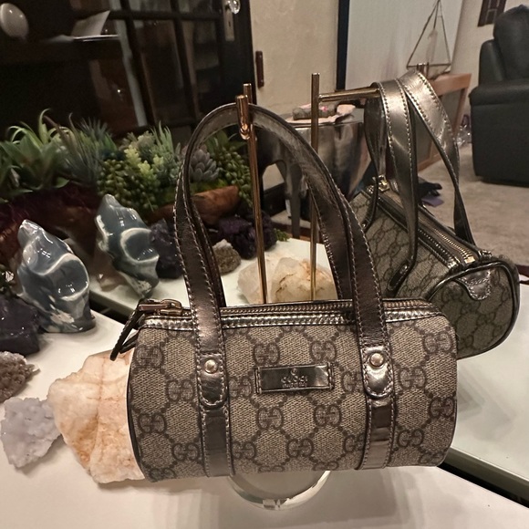 Gucci GG Supreme Mini Joy Boston Bag - Picture 15 of 15